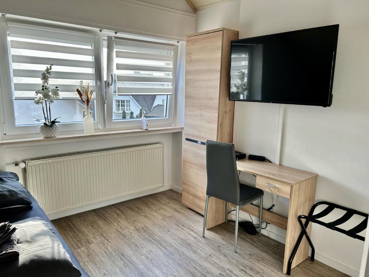 Gaestezimmer Beate Und Ferienwohnung Rheda Wiedenbrueck Экстерьер фото